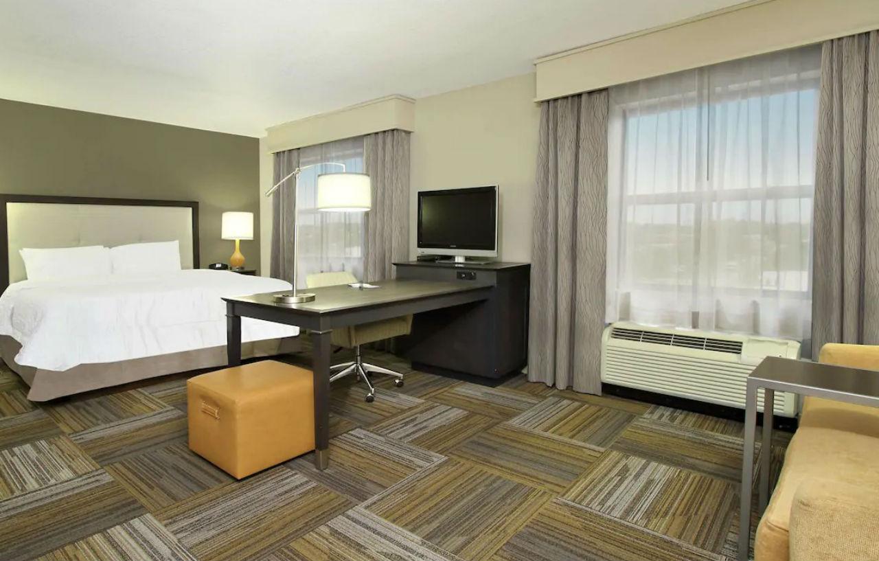 Hampton Inn & Suites-Florence Downtown Екстер'єр фото