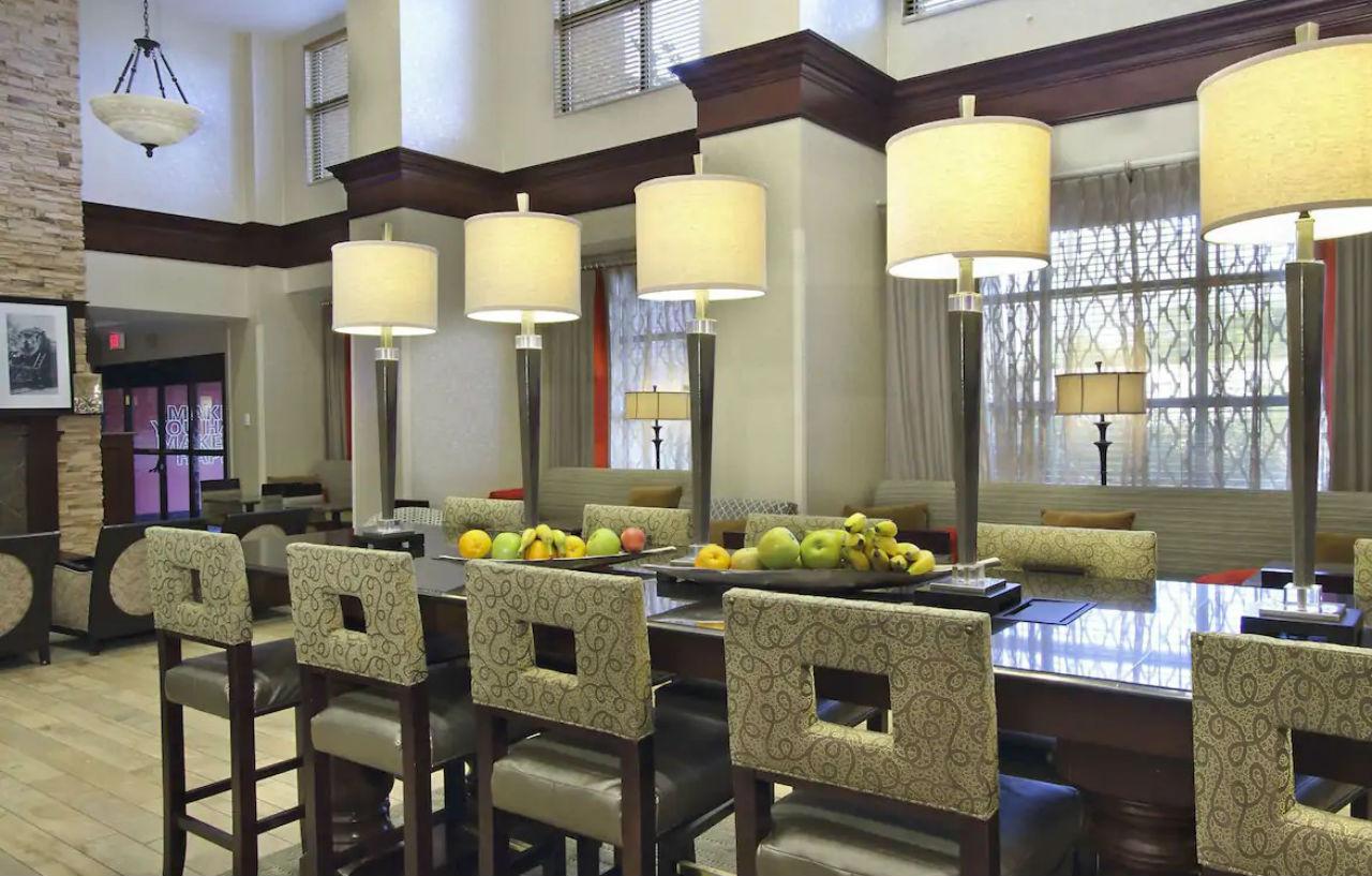 Hampton Inn & Suites-Florence Downtown Екстер'єр фото