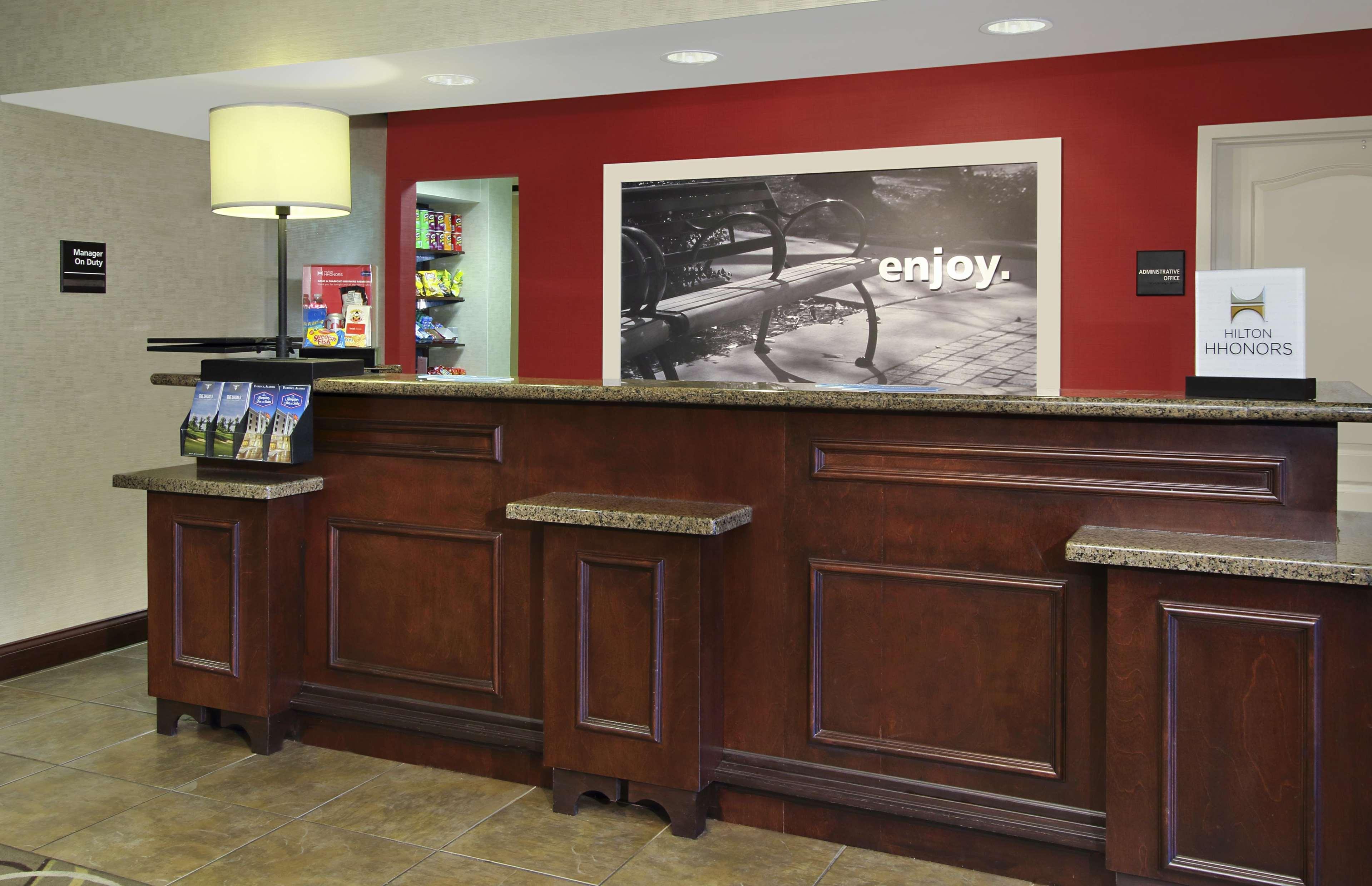 Hampton Inn & Suites-Florence Downtown Екстер'єр фото