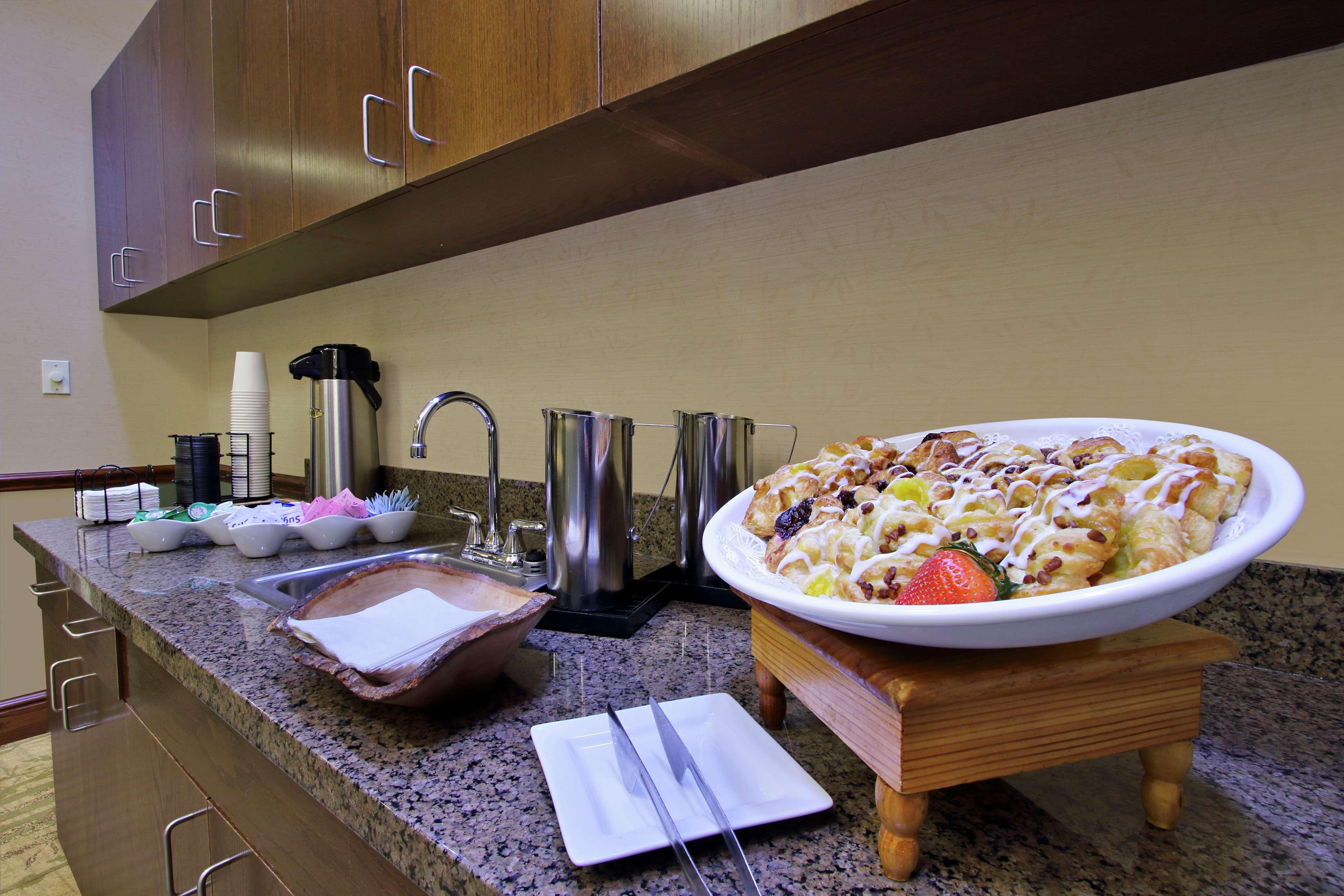 Hampton Inn & Suites-Florence Downtown Екстер'єр фото