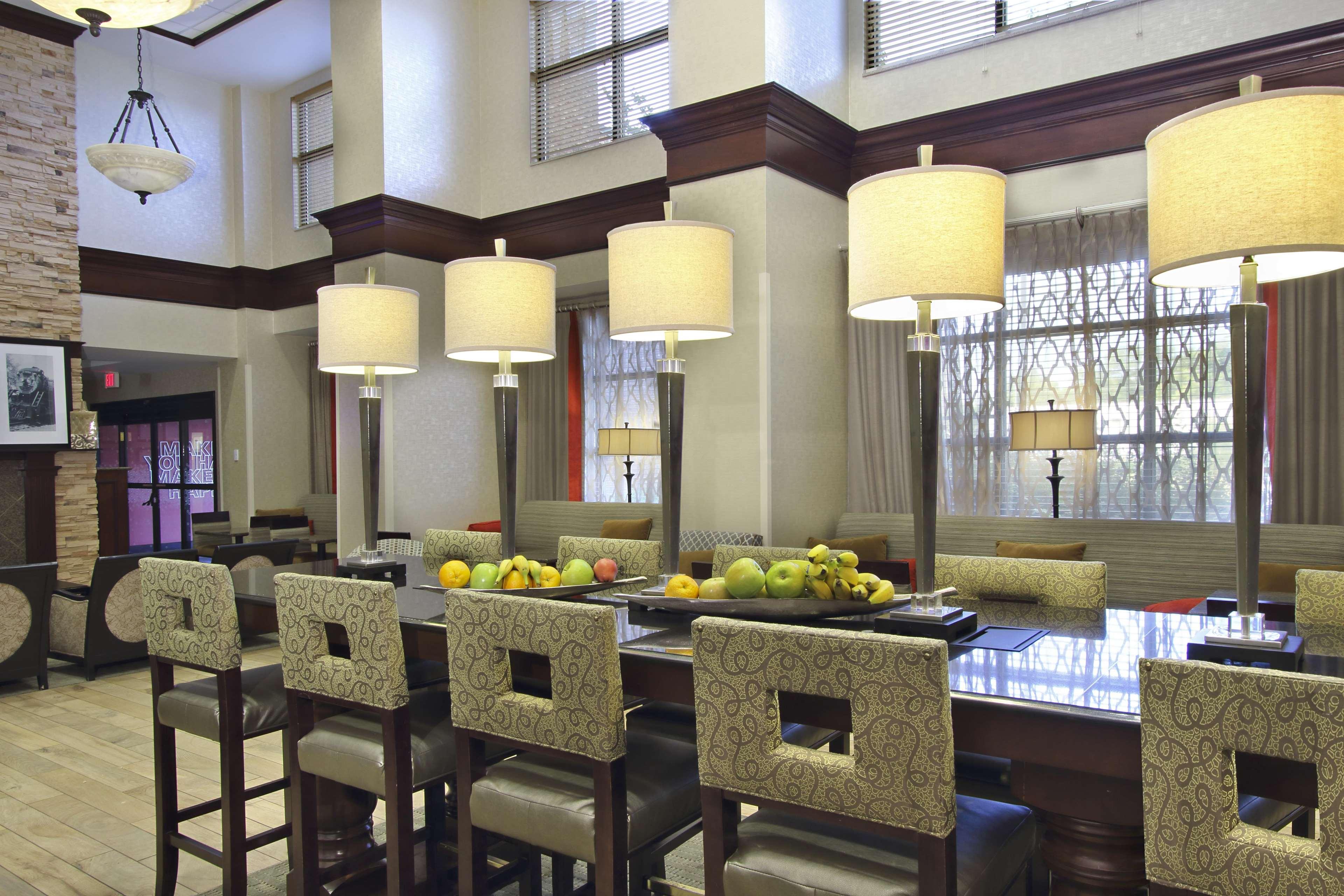 Hampton Inn & Suites-Florence Downtown Екстер'єр фото