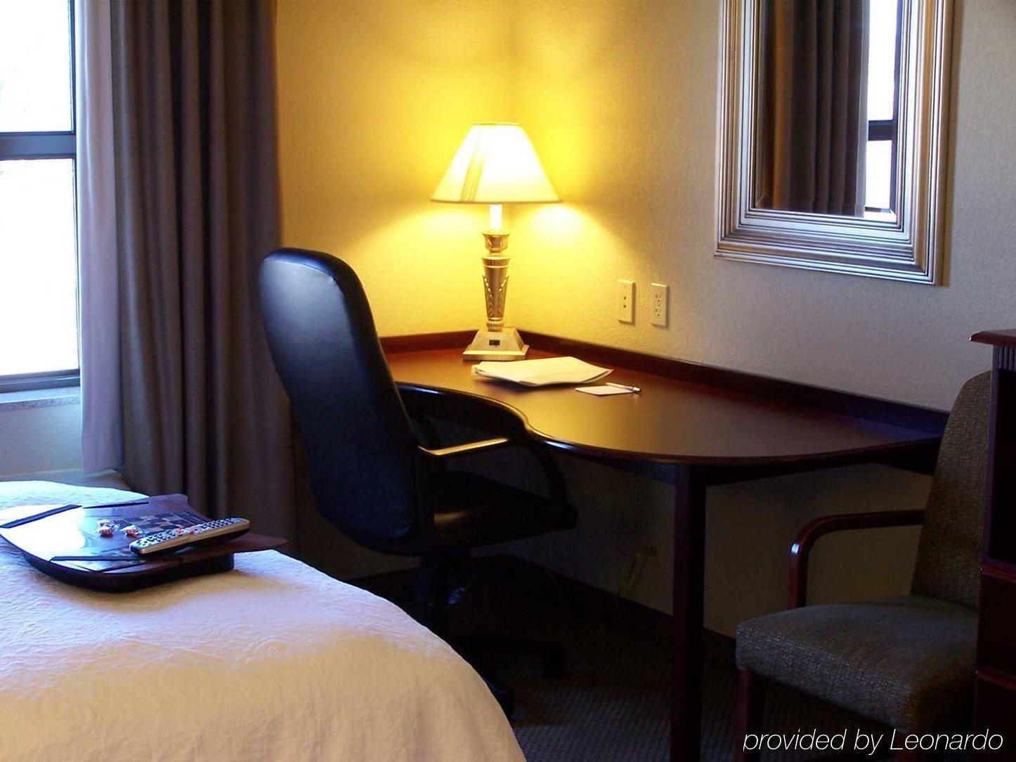 Hampton Inn & Suites-Florence Downtown Номер фото