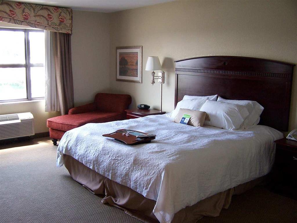 Hampton Inn & Suites-Florence Downtown Номер фото