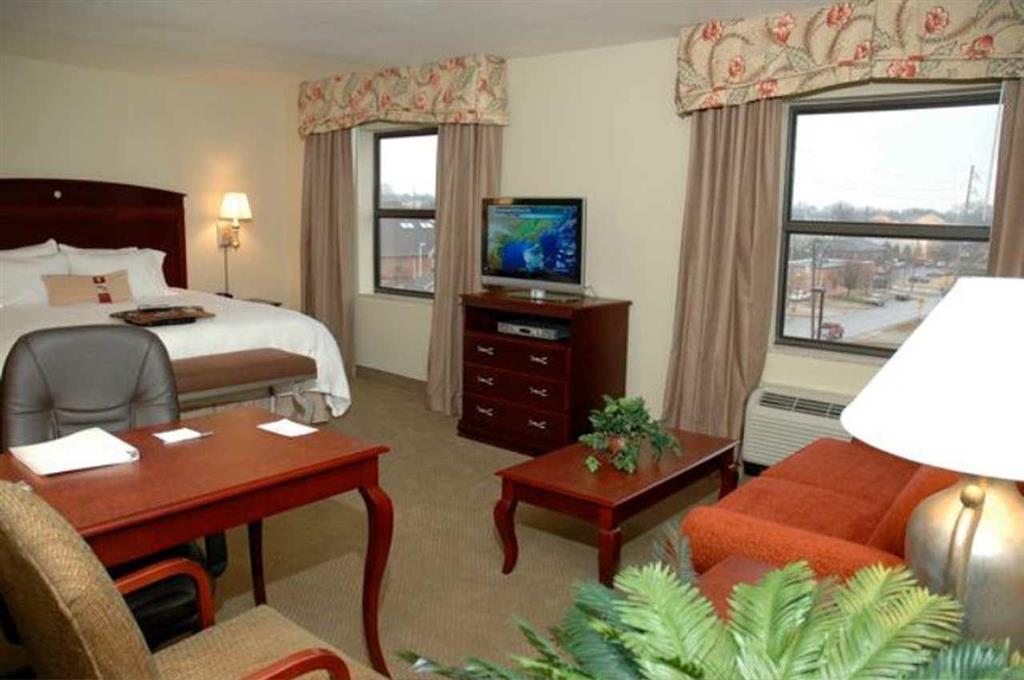 Hampton Inn & Suites-Florence Downtown Номер фото